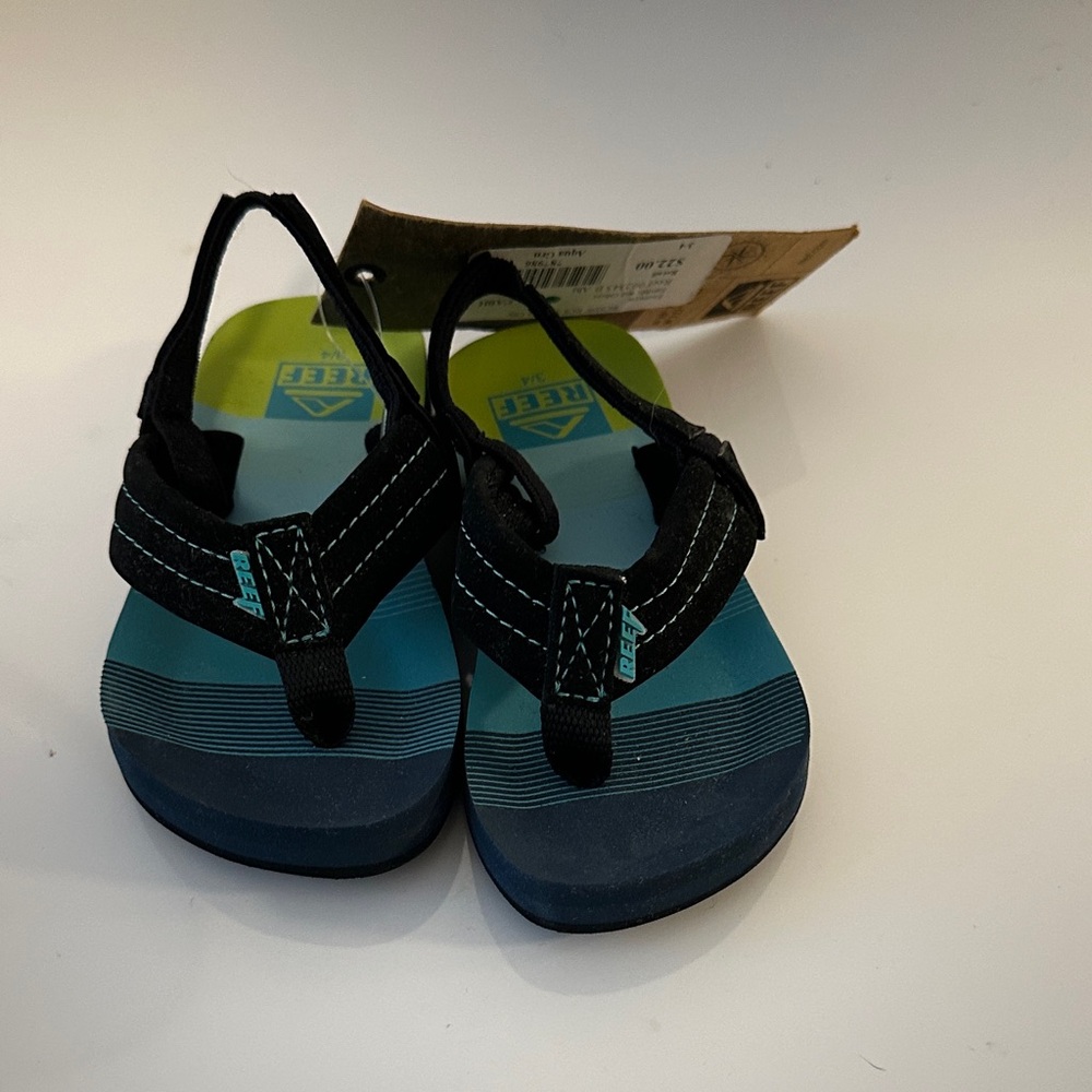 Reef Kids Black and Teal Sandals